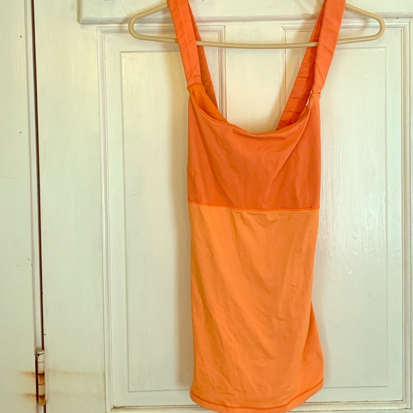 Lululemon Tank Top - Picture 1 of 4